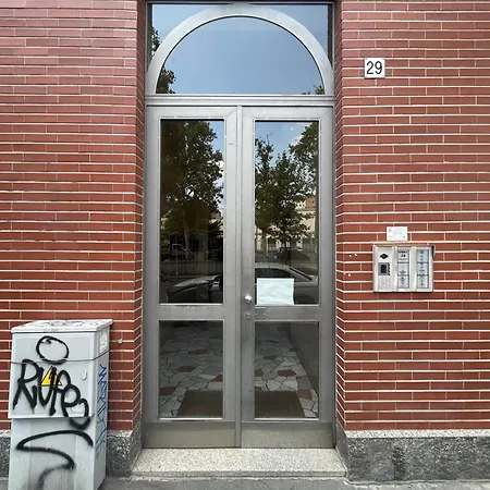 Lovely Centre דירה